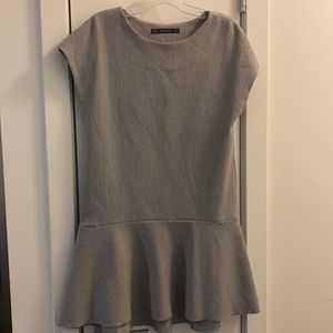 Zara Trafaluc Peplum Flounce Hem Shift Dress Gray